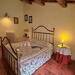 Casa vacanze Raffinee With Pool Views Umbertide